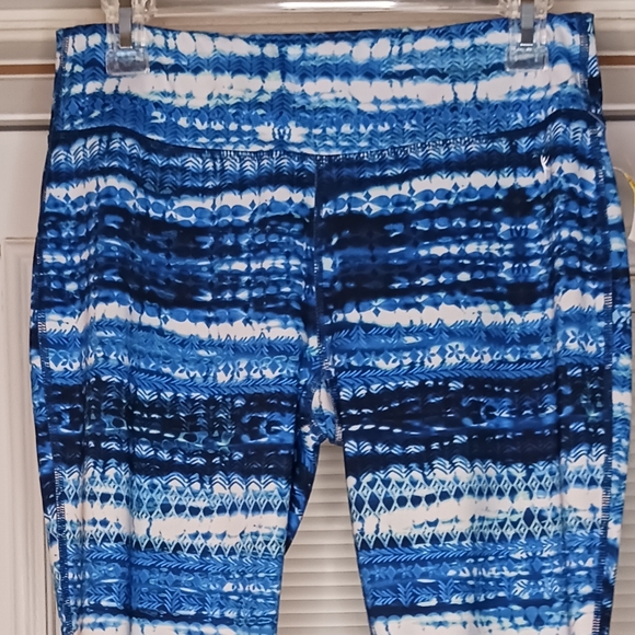 Danskin Now Blue/Black Leggings Size Med - Picture 3 of 5